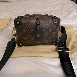 Louis Vuitton - Petite Malle Souple monogram crossbody